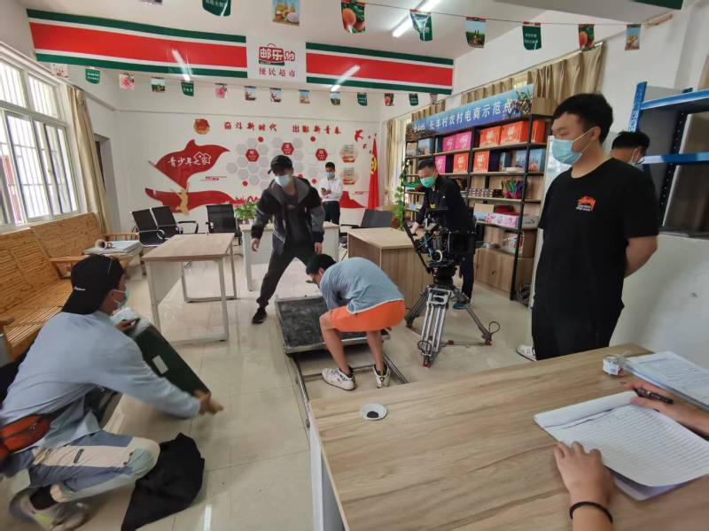 社旗县广告片拍摄公司：极简主义践行者，少即是多的视觉哲学
